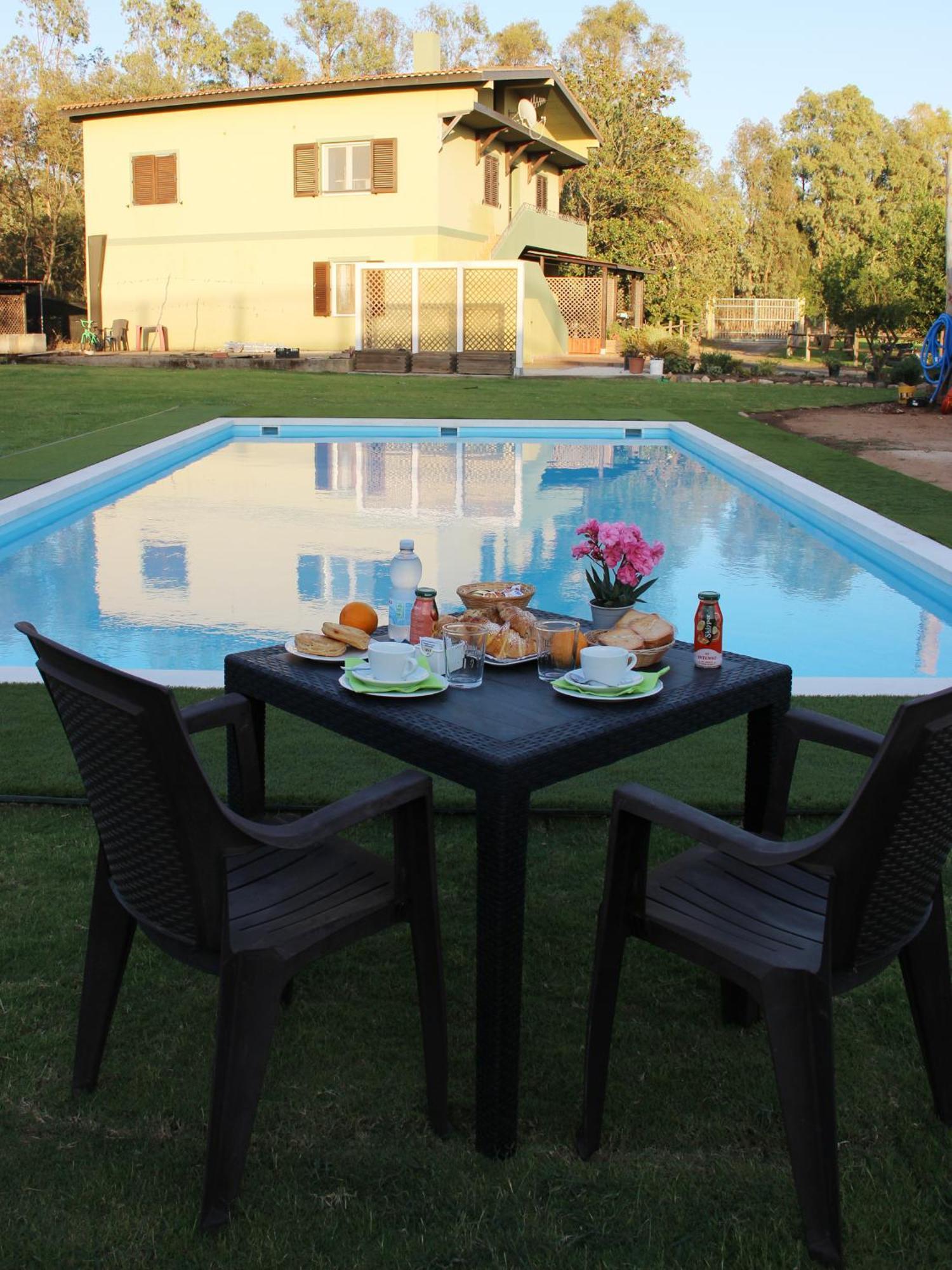 Country & Beach B&B Capoterra Εξωτερικό φωτογραφία